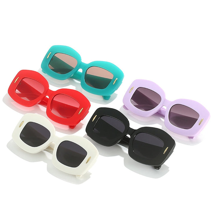 Goose Egg Square Rivet Cat Eye Sunglasses