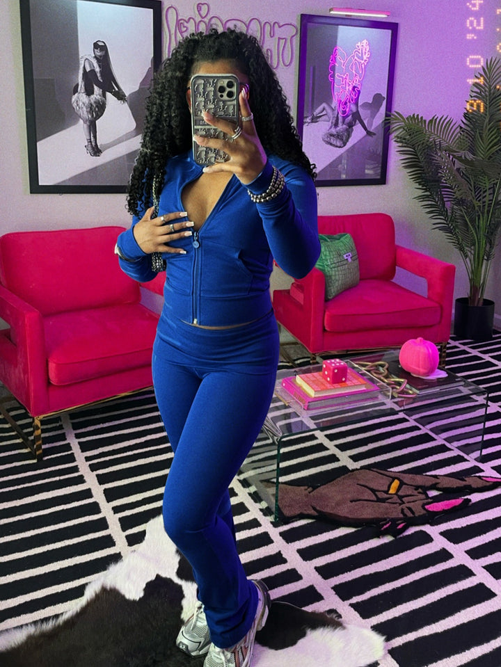 Sleek Velvet-Like Slim Crop Set | Sexy & Confident 💋 - Flossy Mom