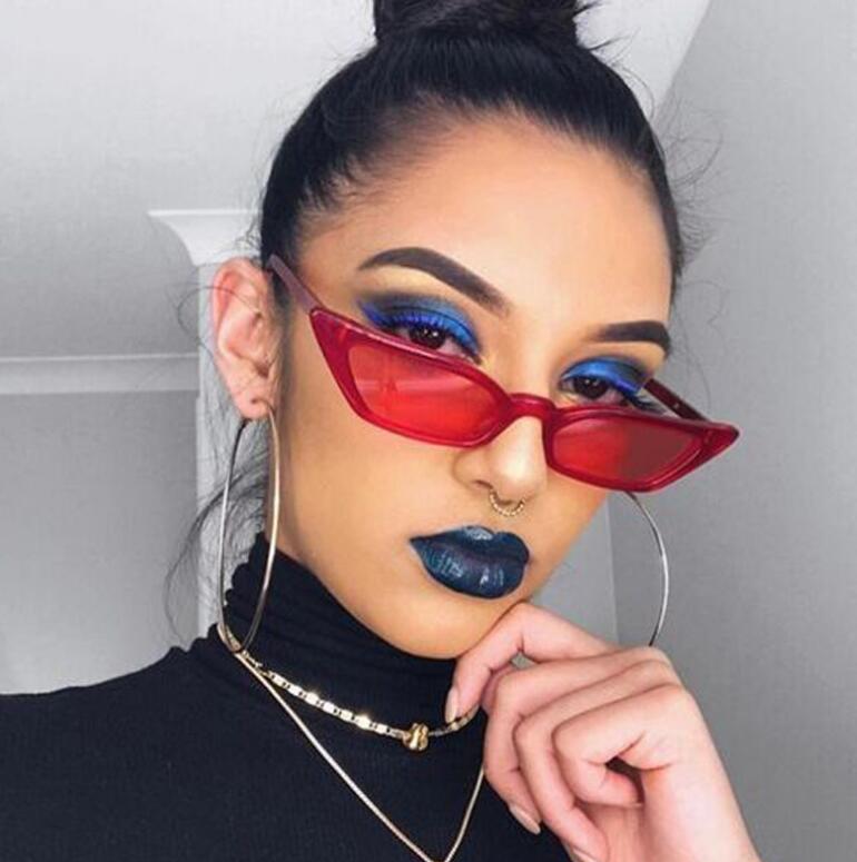 Bold Vintage Small Cat-Eye Sunglasses - Flossy Mom