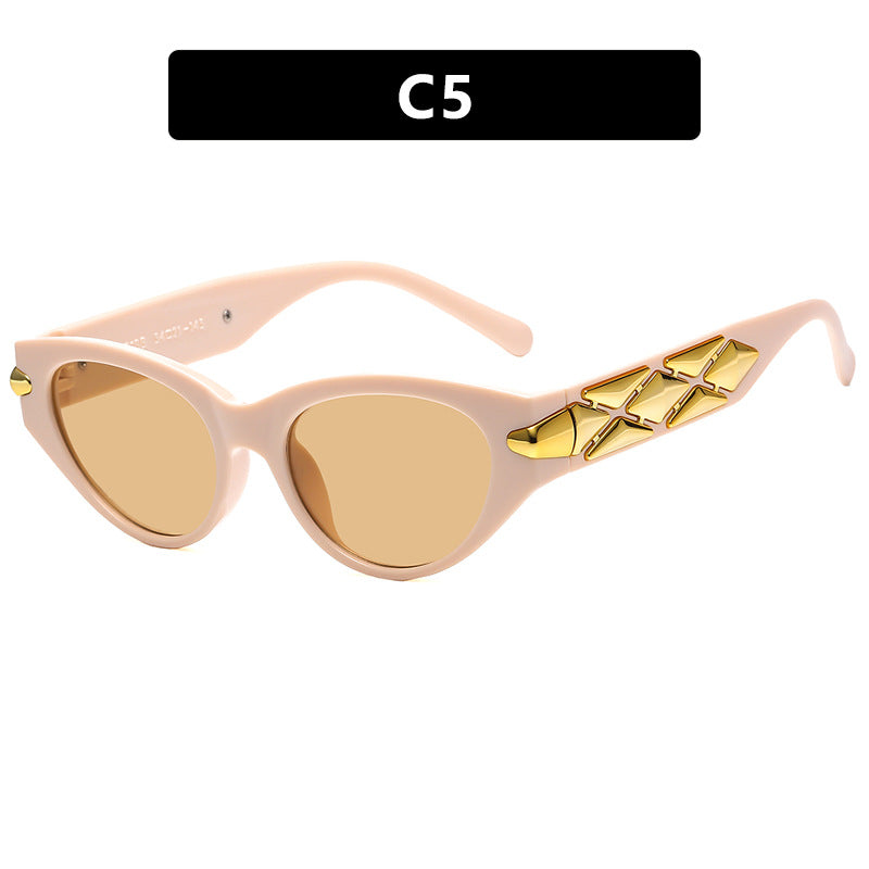 Chic & Bold Triangle Cat Eye Sunglasses - Flossy Mom