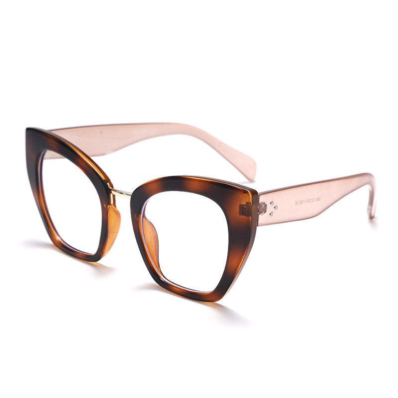 Women's Vintage Retro Cat Eye Sunglasses | Classic 60s