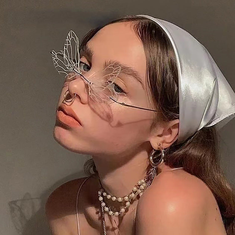 Women's Oversized Butterfly Sunglasses 