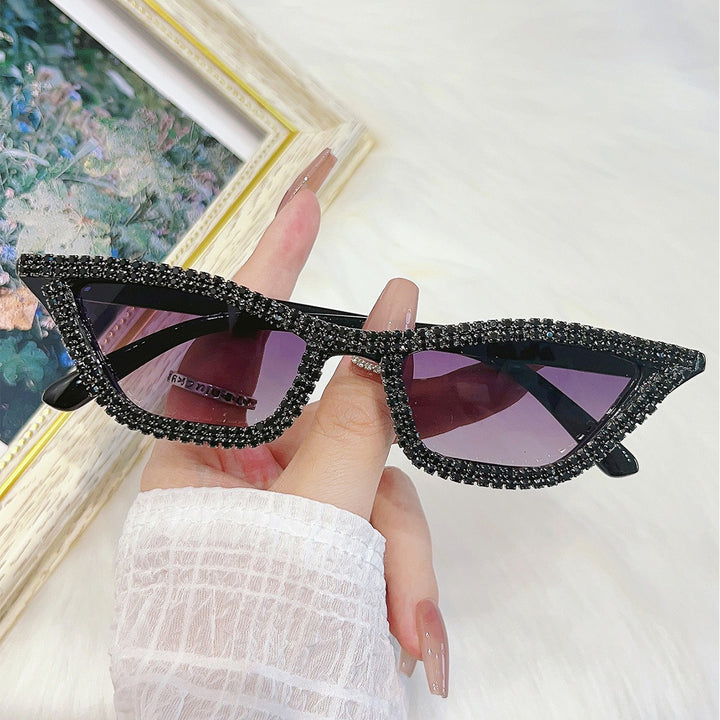 Retro Diamond Studded Traiagle Cat Eye Sunglasses - Flossy Mom