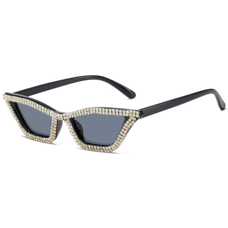 Retro Diamond Studded Traiagle Cat Eye Sunglasses - Flossy Mom
