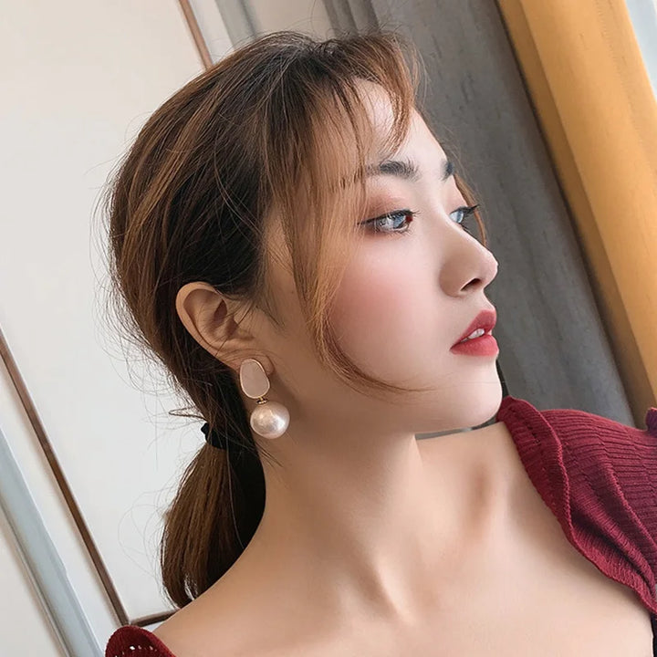 Women's Pearl Drop Earrings - white