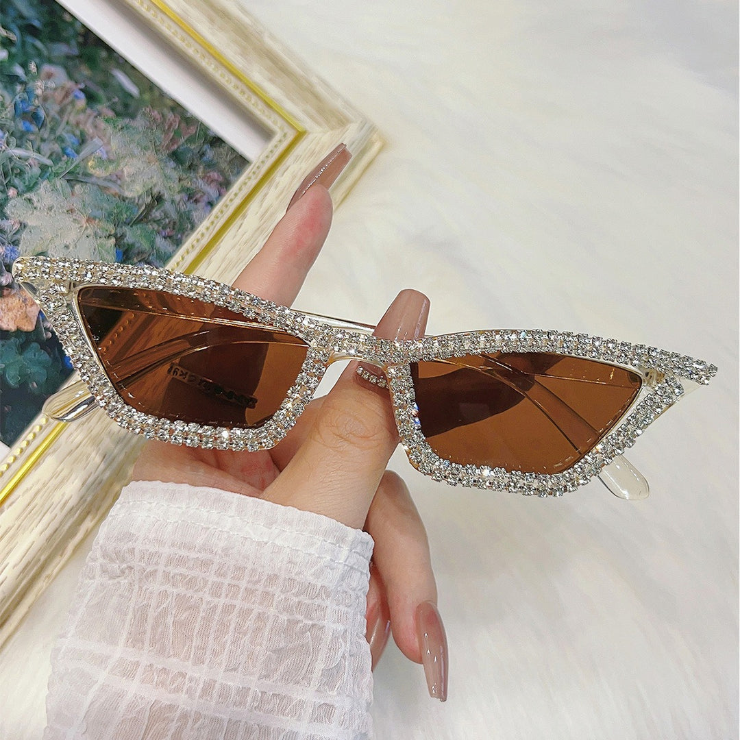 Retro Diamond Studded Traiagle Cat Eye Sunglasses - Flossy Mom