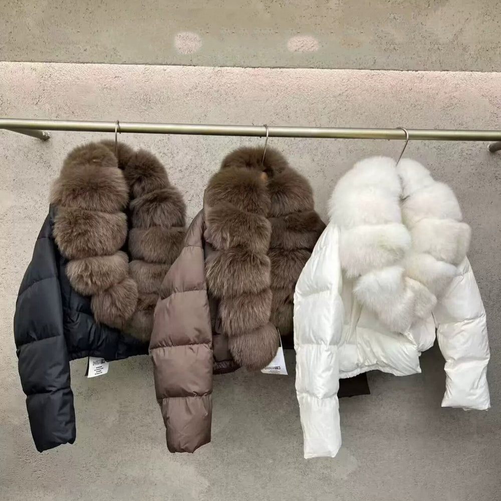 Women's Cropped Puffer Coats With Oversized Fur Collars In Black, Brown And White