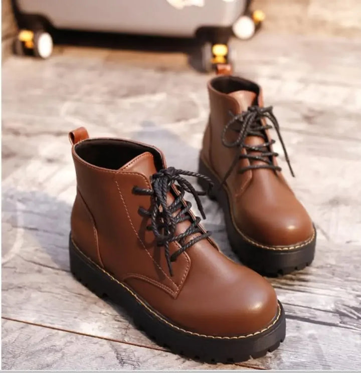 Women's Warm Insulated Platform Ankle Boots In Brown — Cozy Winter Style