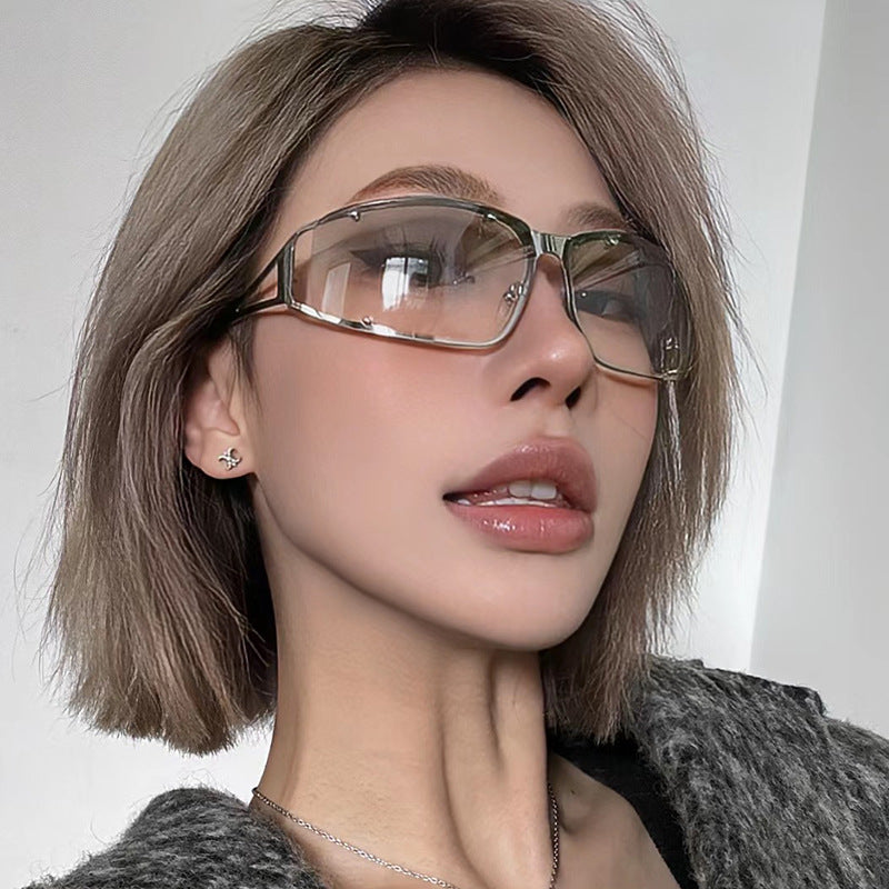 Hot Girls Y2K Metal Hollow Frame Sunglasses - Flossy Mom