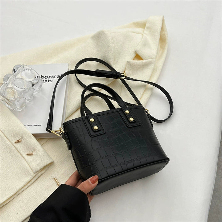 Fashionable Color Block Leather Magnetic Buckle Barrel Shape Handbags Gen U Us Products