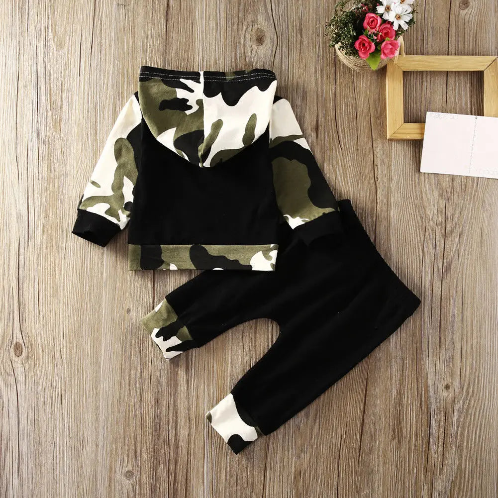 Camouflage Hooded Cotton Tops and Pants Outfits Set