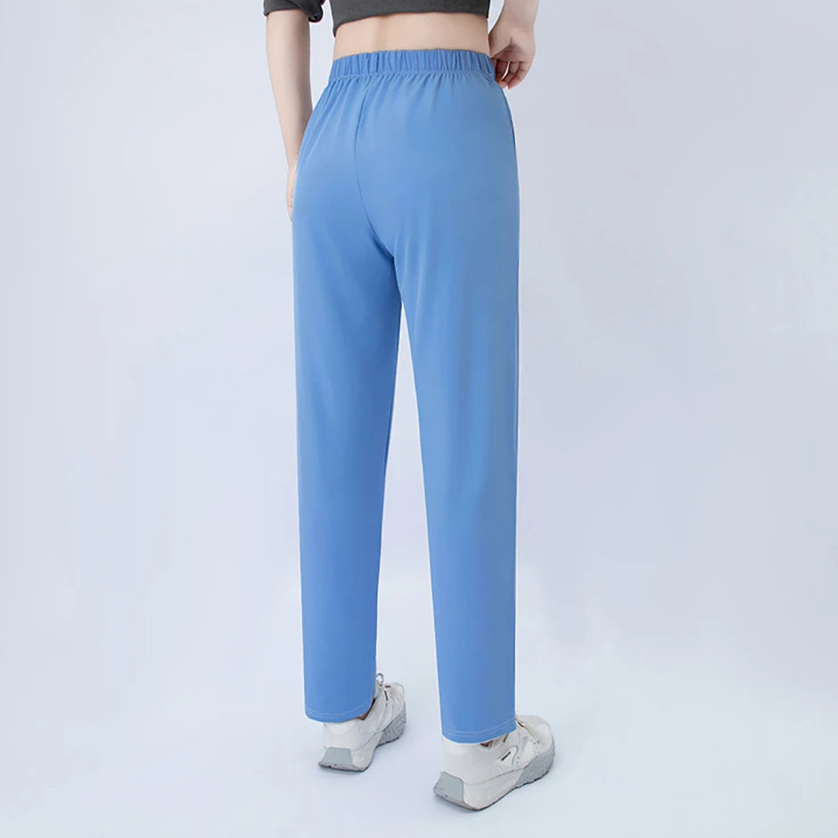 Wide-leg pocket pants with elastic waistband, light blue