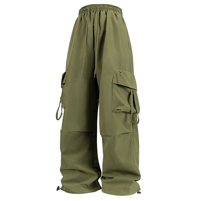 Olivgrüne Damen-Cargohose mit Taschen und weiten Beinen