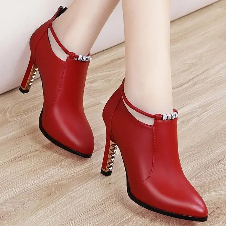 👠 Sleek Retro High Heels Leather Shoes 💎