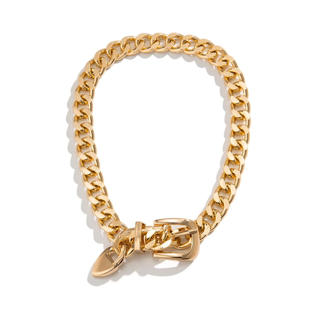 Gold chunky chain choker with front bar clasp