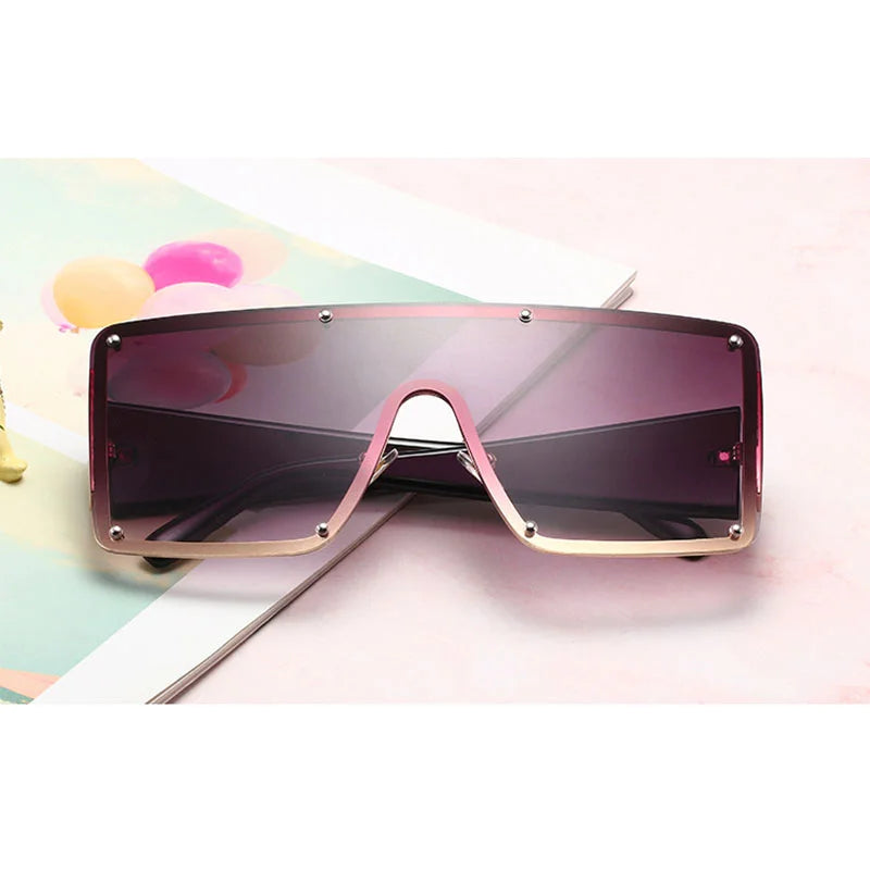 🔥 Fashion Oversized Rivet Frames Gradient Shades - Flossy Mom