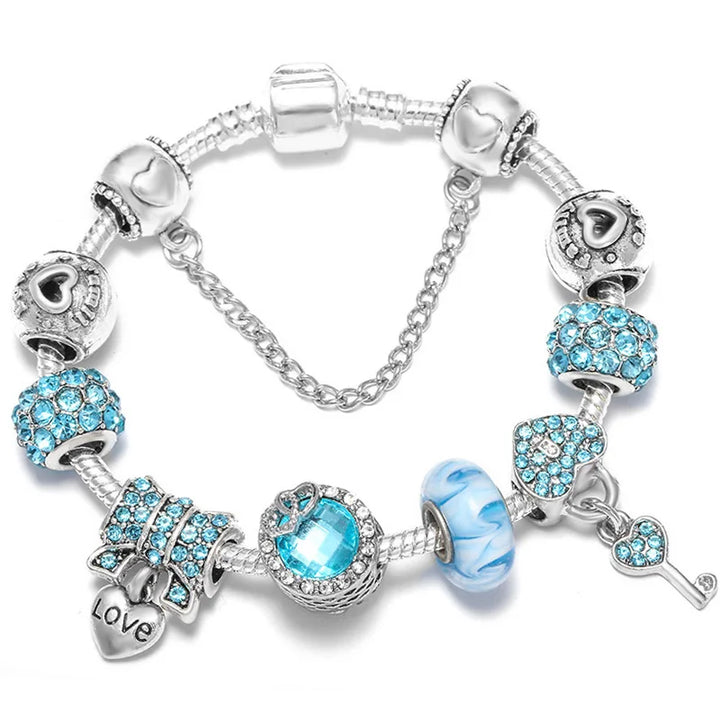 Silberfarbenes Charm-Armband mit blauem Kristallperlenmix, „Love“-Anhänger und Herz-Kette