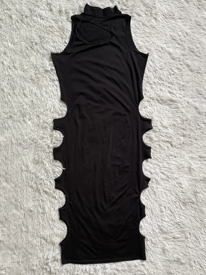 Black Side Cut-Out Figure-flattering Long Dress
