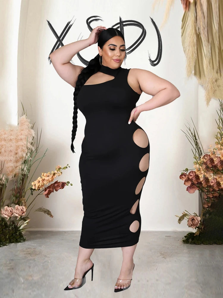 Black Side Cut-Out Figure-flattering Long Dress
