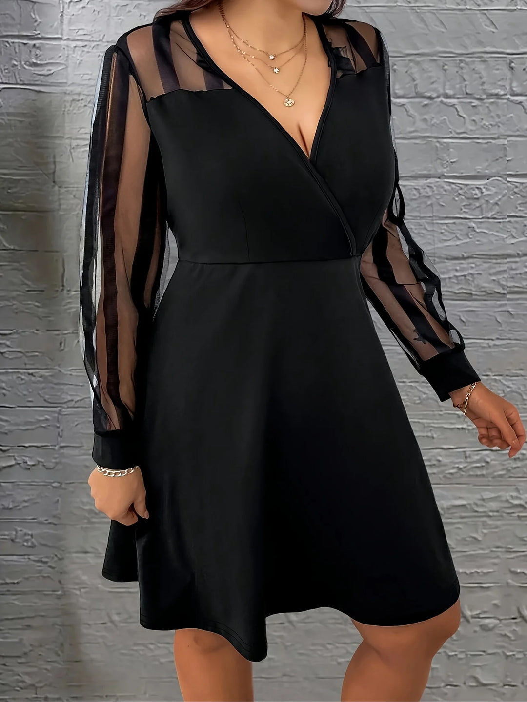 Long See-Through Lace Sleeves Plus Size Midi Dresses