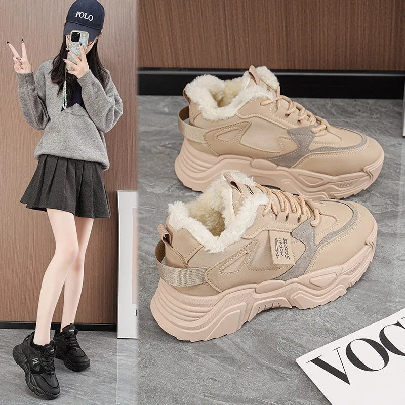 Women's fleece-lined lace-up snow sneakers, chunky tread, beige (pair)