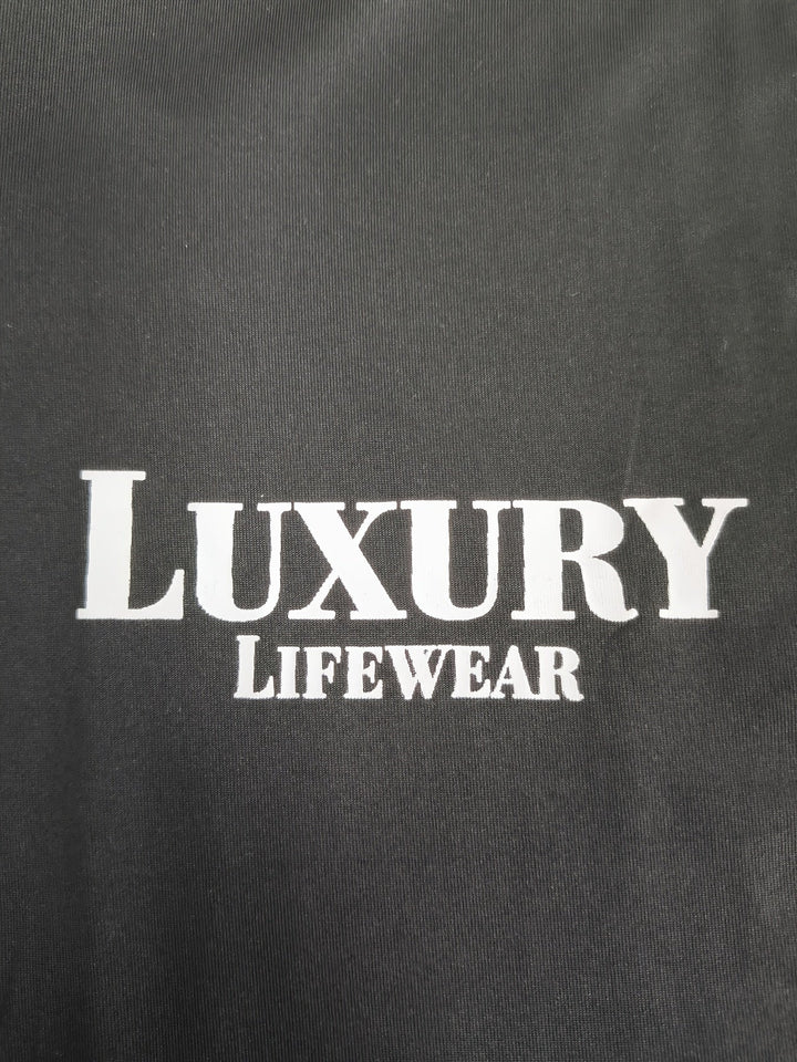 Snug-fit Luxury Lifewear Print Crop Top & High Waist Leggings 