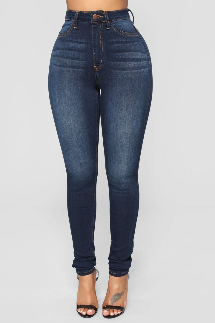 Stretchy Ultra High Waist Hip Lift Skinny Denim Jeans in Plus Sizes 
