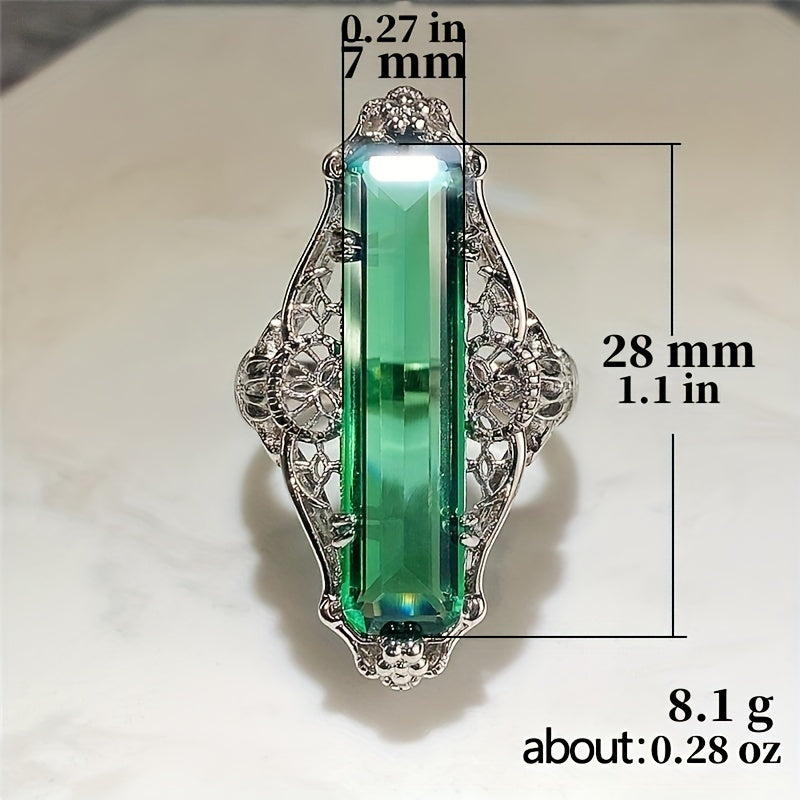 Vintage Hollow Out Pattern Green Zircon Temperament Ring 