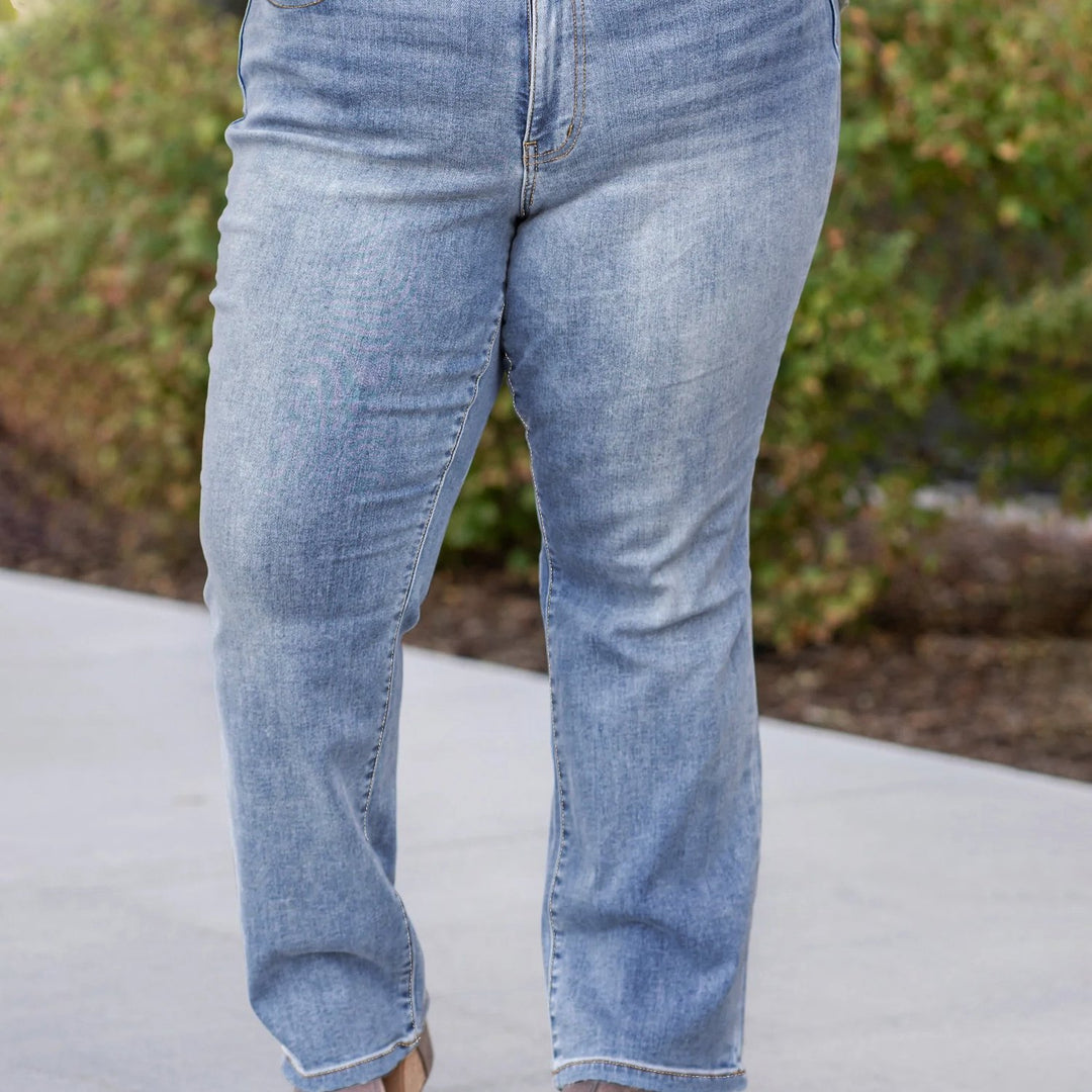 Comfortable Water-Washed Wide Leg Plus Size Denim Jeans 👖💙 - Flossy Mom