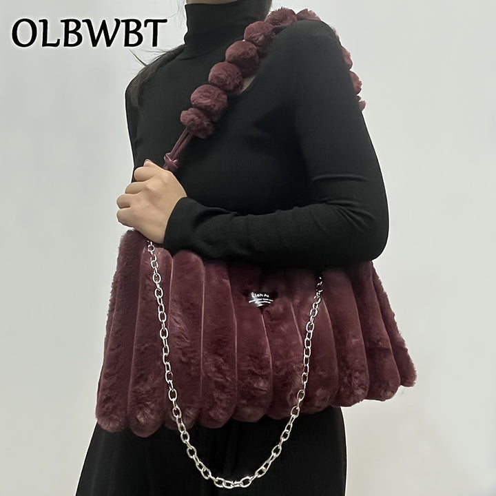 Street-Chic Large Chain-Link Soft Plush Handbags - Flossy Mom