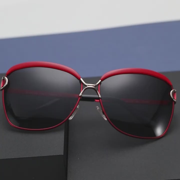 Elegant Trendy Color Oversized Gradient Lens Sunglasses with Case